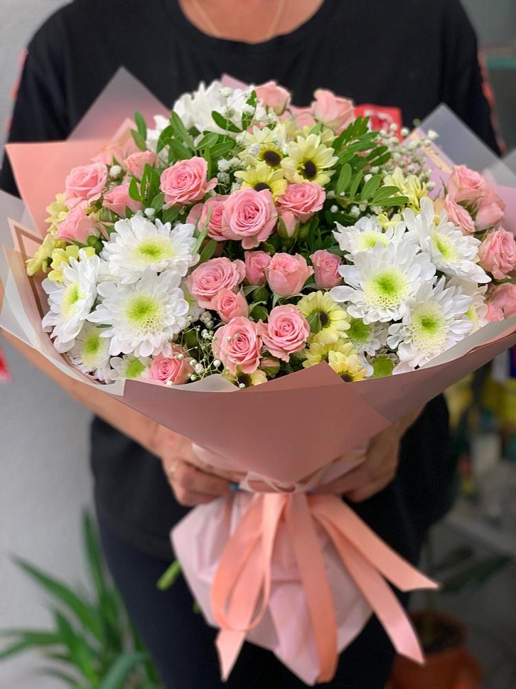 Букет цветов из: Розы и Хризантемы в Ачхой-Мартане