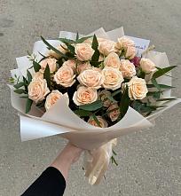 Букет Кремовые розы Латте в Ачхой-Мартане