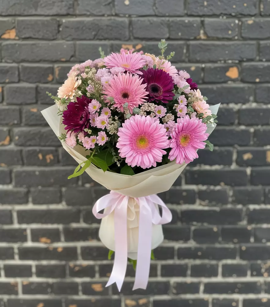 Букет цветов из: Герберы и Хризантемы в Ачхой-Мартане