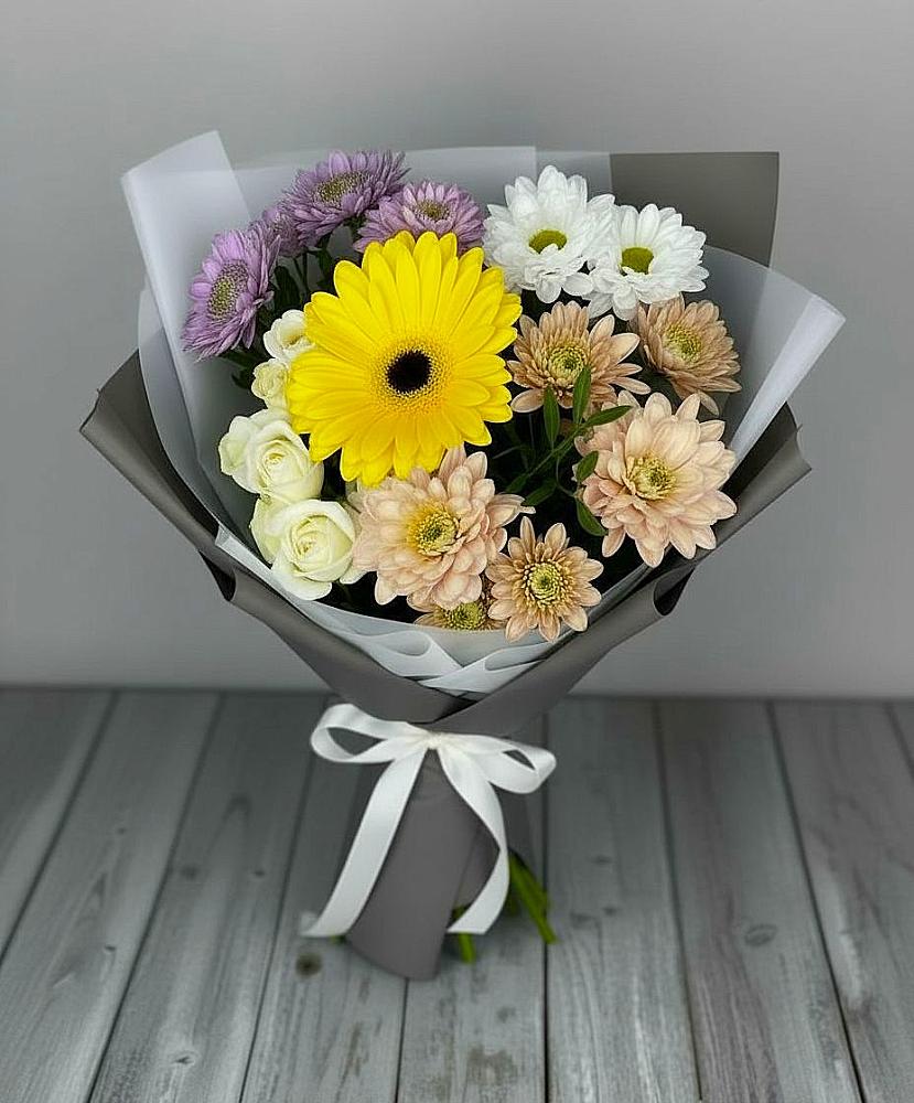 Букет цветов из: Розы, Герберы и Хризантемы в Ачхой-Мартане