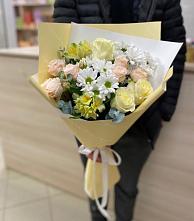 Букет цветов из:  Альстромерии, Розы и Хризантемы в Ачхой-Мартане